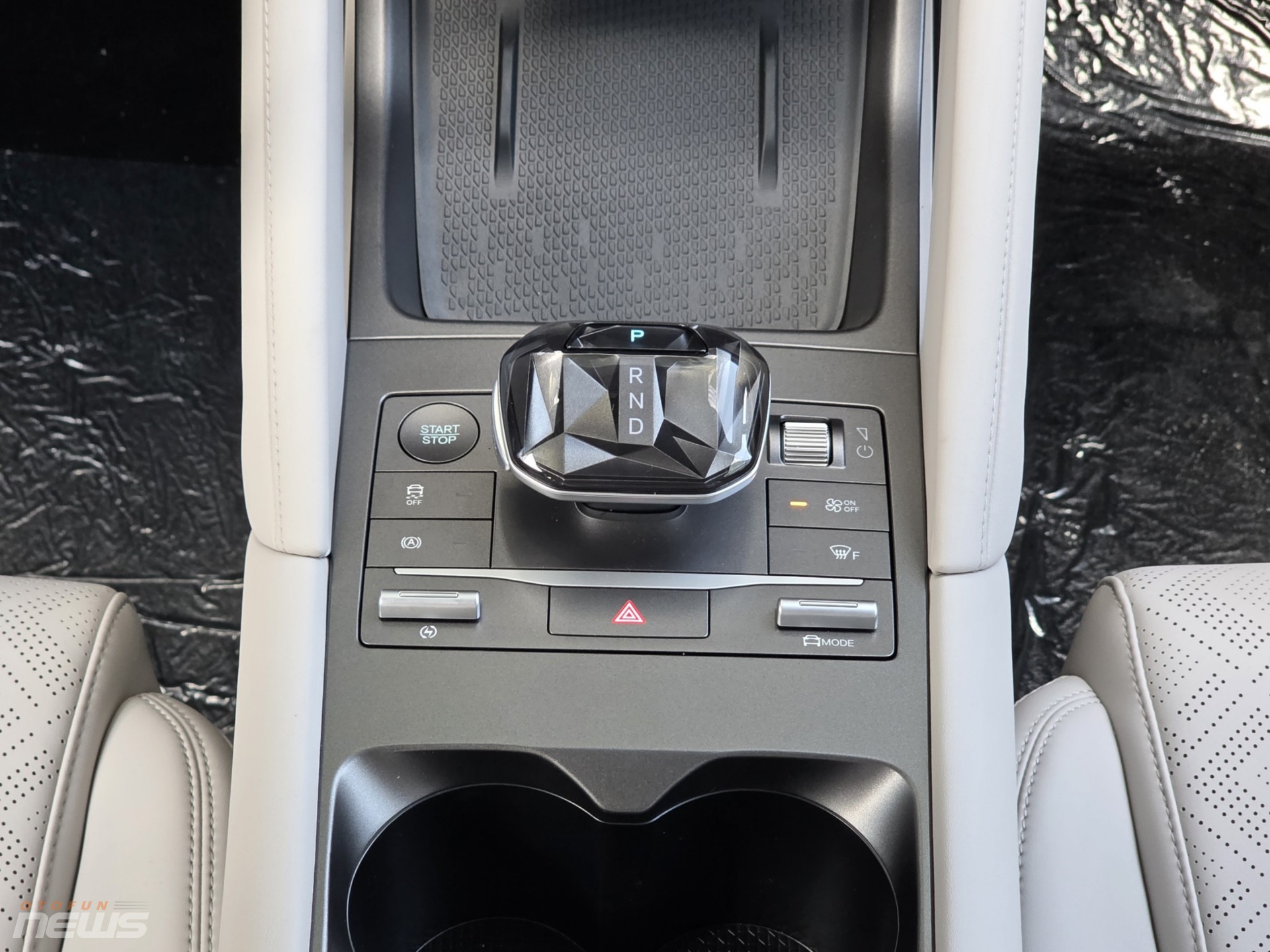 BYD Atto 2 ra mắt, SUV điện giá 669 triệu đồng