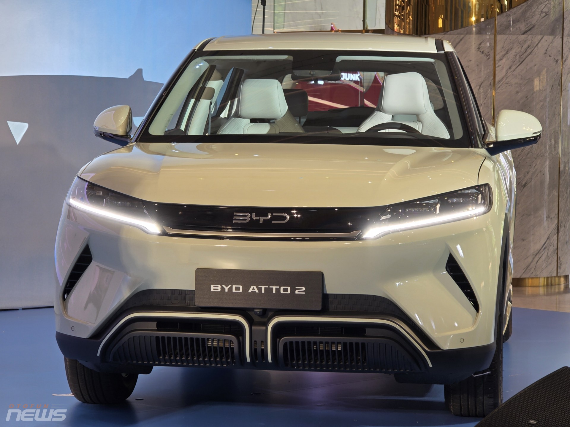 BYD Atto 2 ra mắt, SUV điện giá 669 triệu đồng
