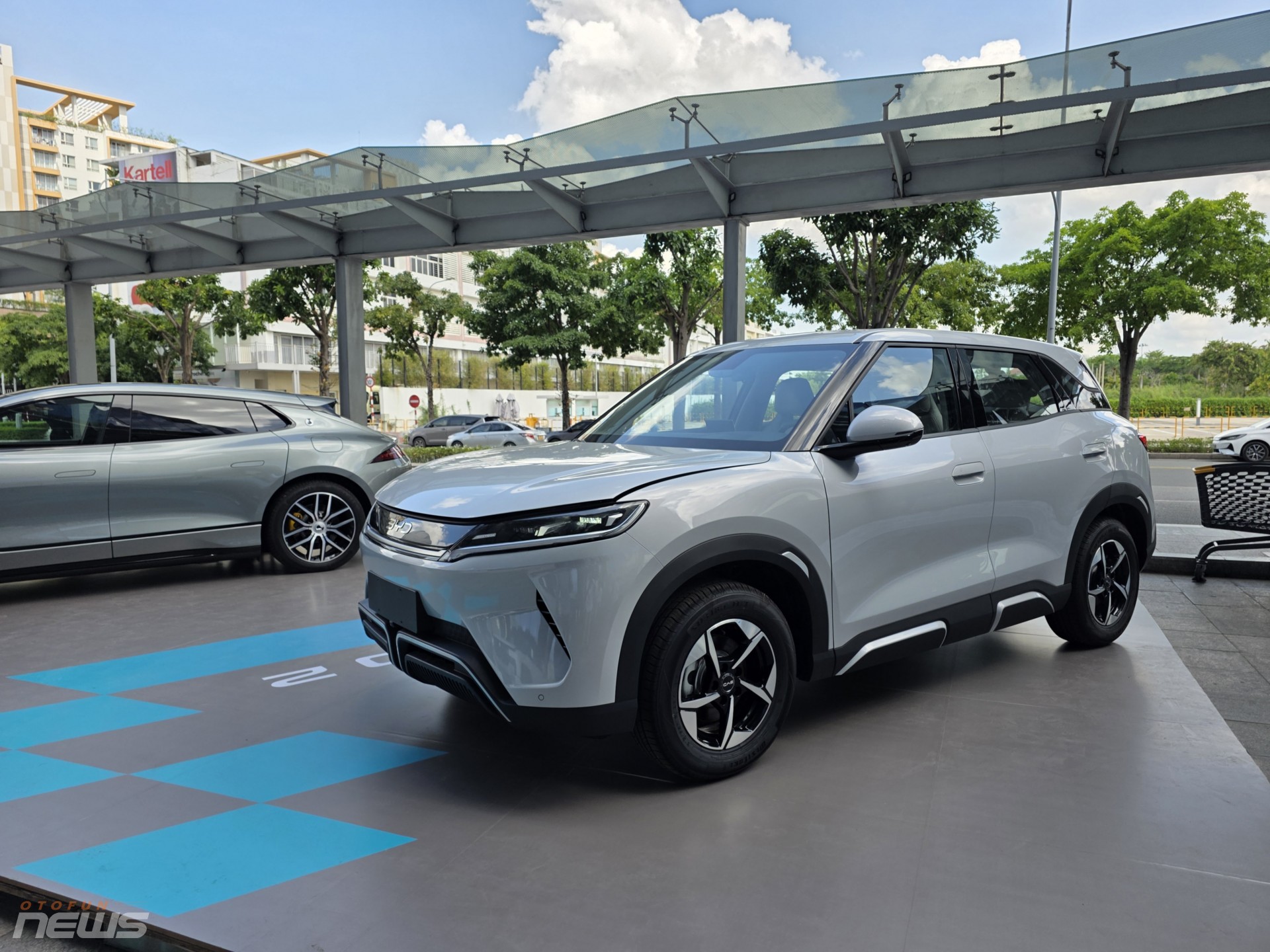 BYD Atto 2 ra mắt, SUV điện giá 669 triệu đồng