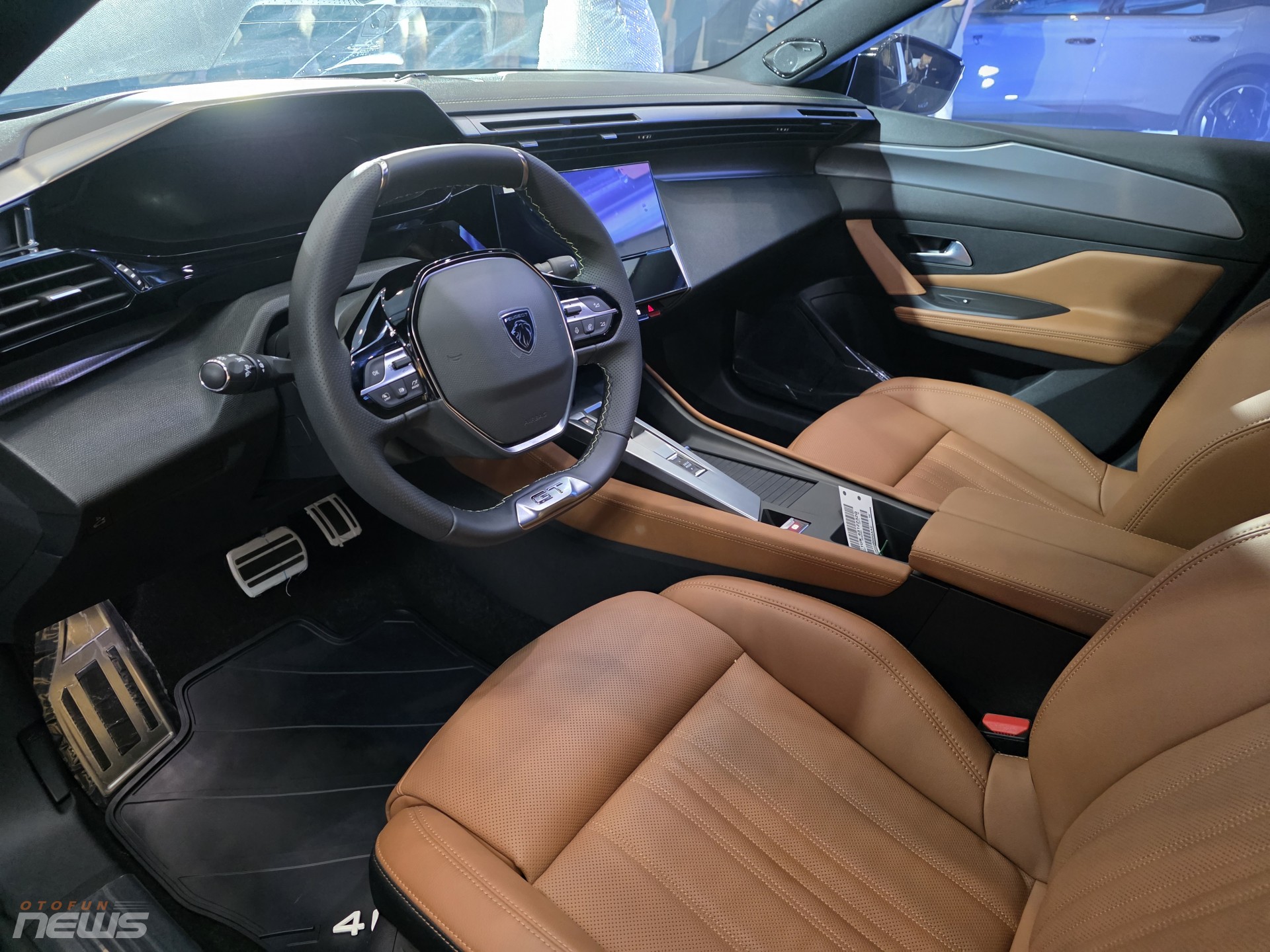 Peugeot 408 phiên bản đặc biệt, chỉ 215 chiếc cho khách hàng Việt