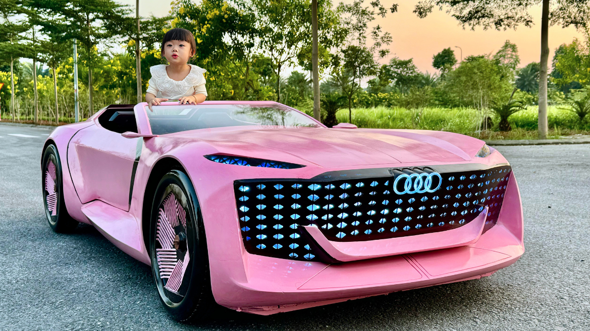 Trưng bày dàn xe gỗ 50 tỷ lượt xem tại Lễ hội Xe - Fun Wheels Festival Hạ Long 2025