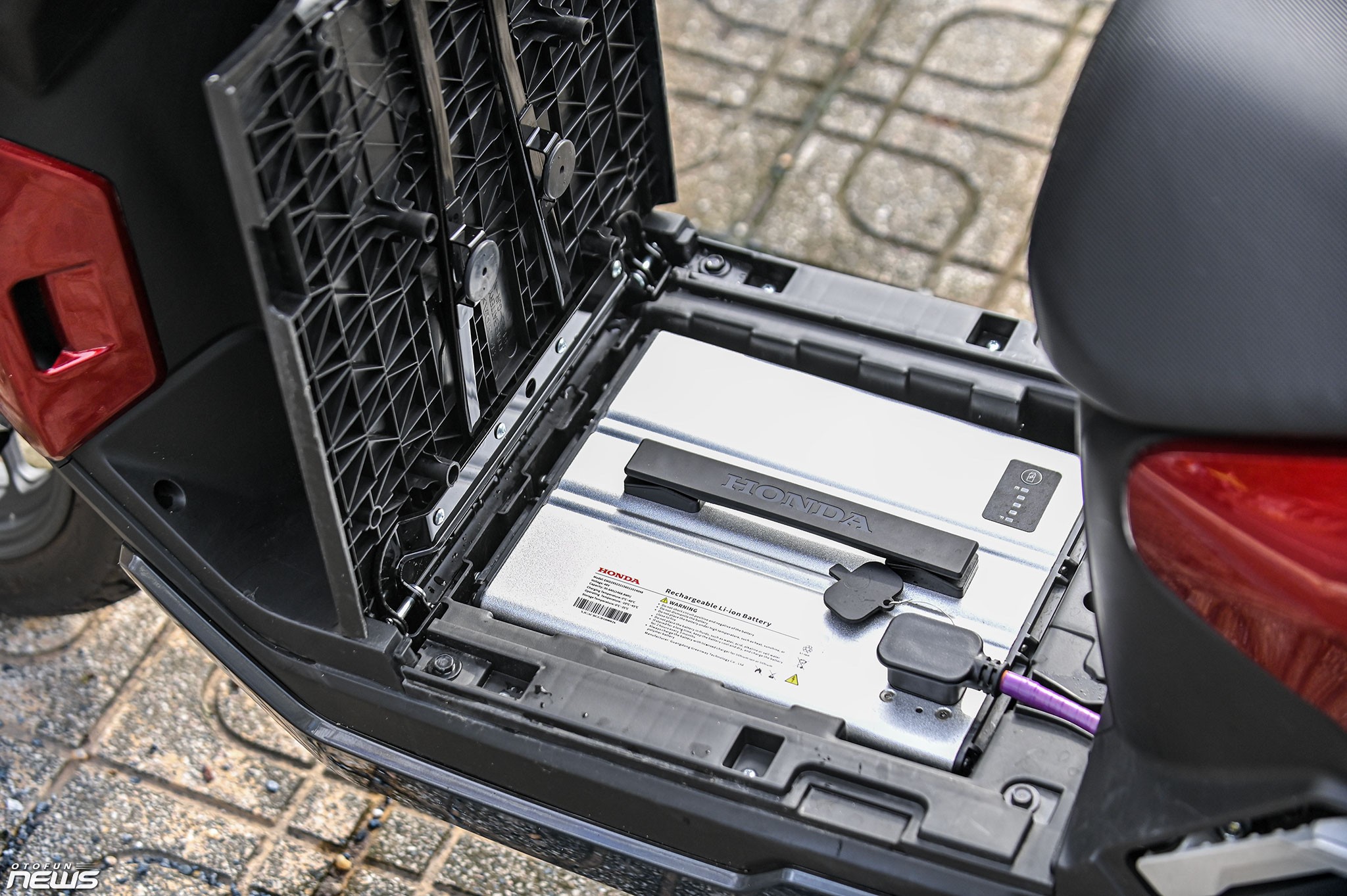 Honda ICON e: hạ giá bất ngờ, thay đổi cách bán pin từ tháng 4/2026