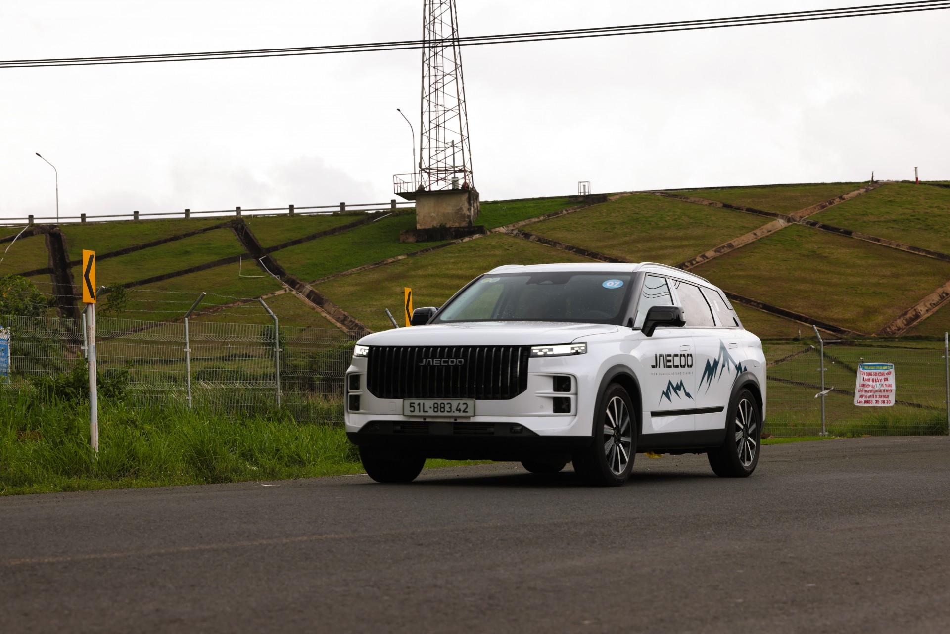 Ưu đãi Omoda C5 và Jaecoo J7 tháng 7