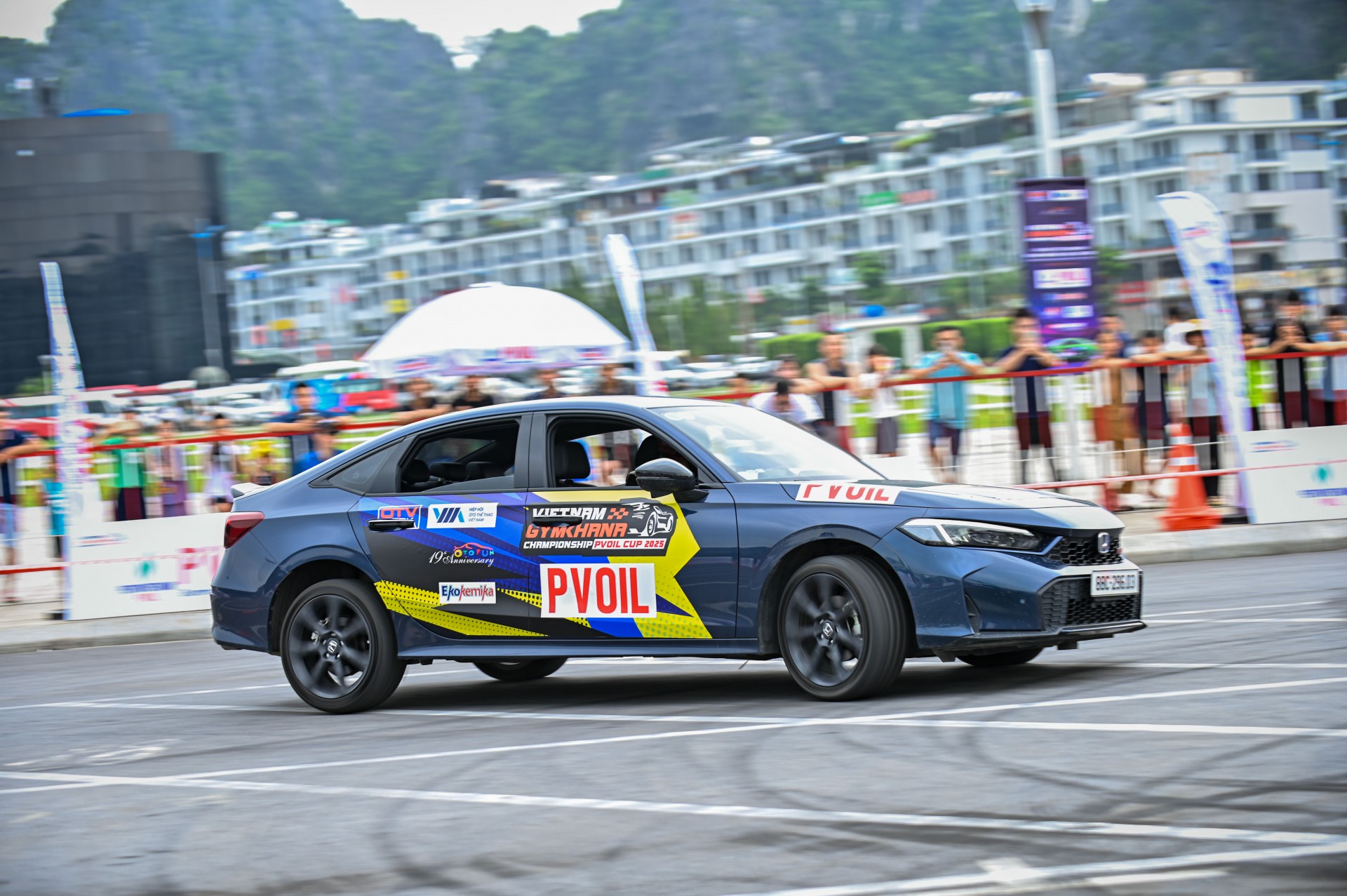 Honda Civic e: HEV RS phô diễn sức mạnh tại PVOIL VGC Miền Bắc 2025