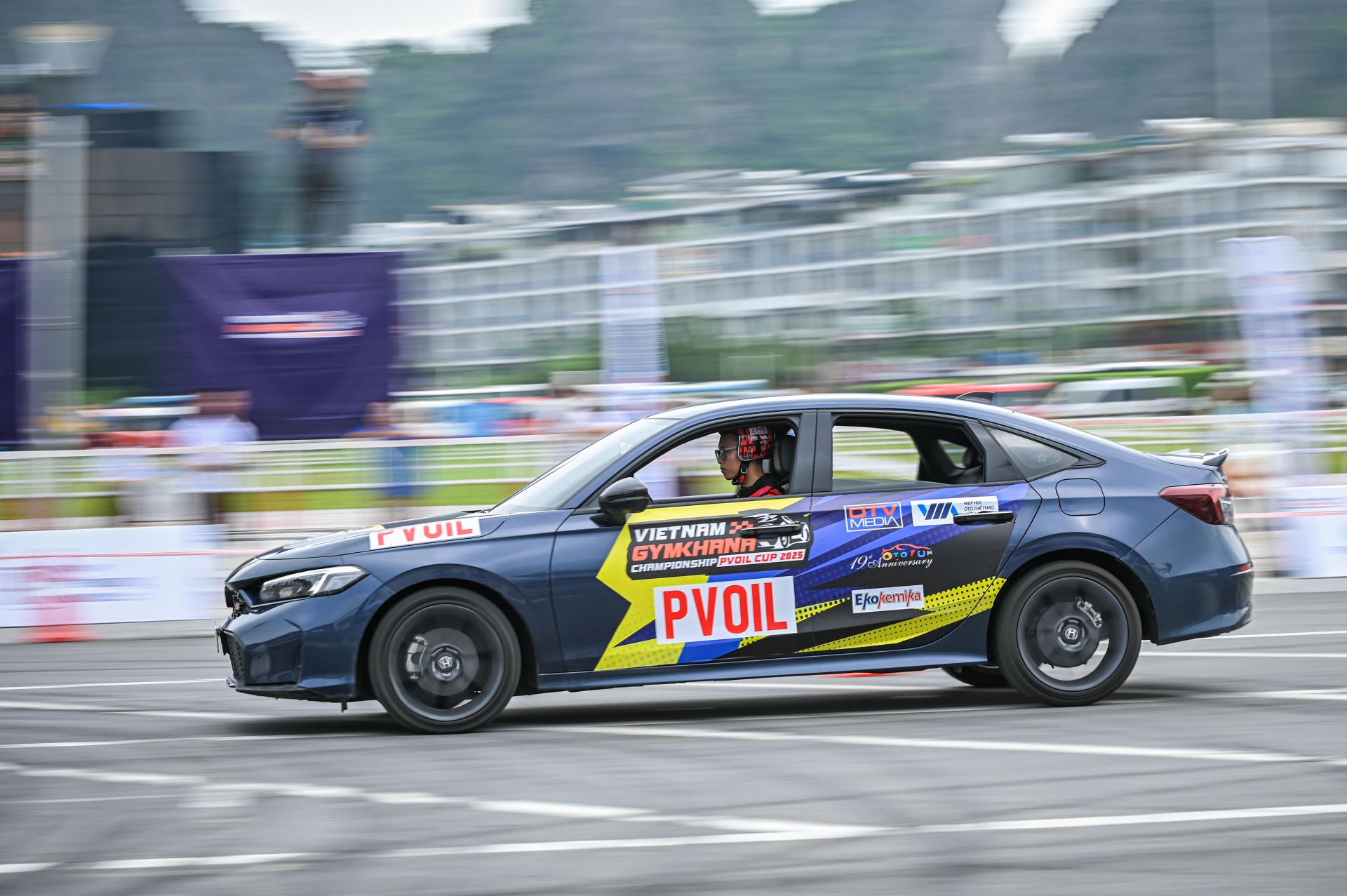 Honda Civic e: HEV RS phô diễn sức mạnh tại PVOIL VGC Miền Bắc 2025