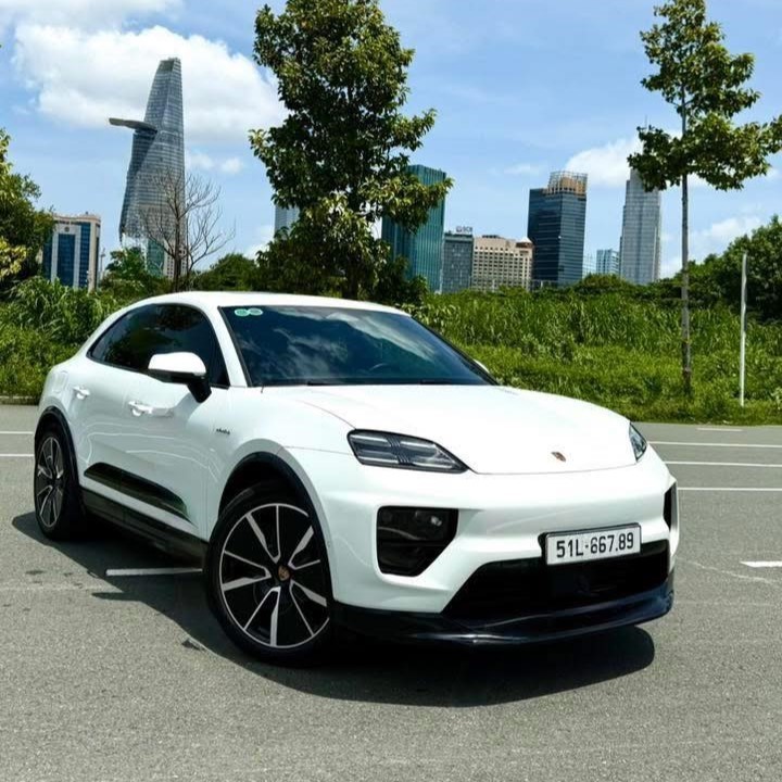 Chạy 5.000 km, Porsche Macan 4 EV vẫn được hét giá cao hơn xe mới chính hãng