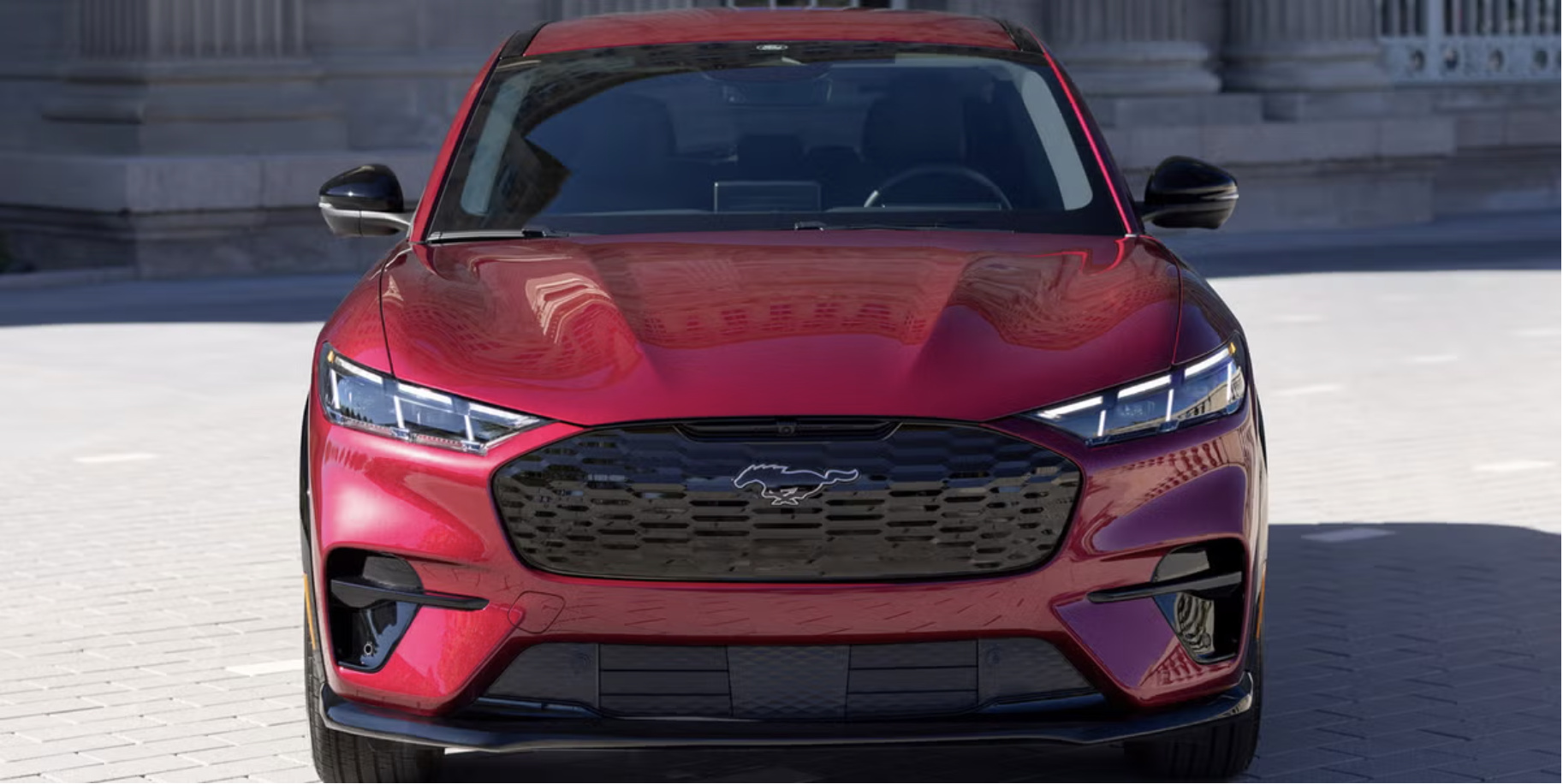 SUV điện Ford Mustang Mach-E chuẩn bị ra mắt Việt Nam SUV điện Ford Mustang Mach-E chuẩn bị ra mắt Việt Nam