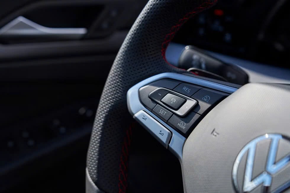 Volkswagen Golf ra mắt khách Việt trong tháng 8/2025