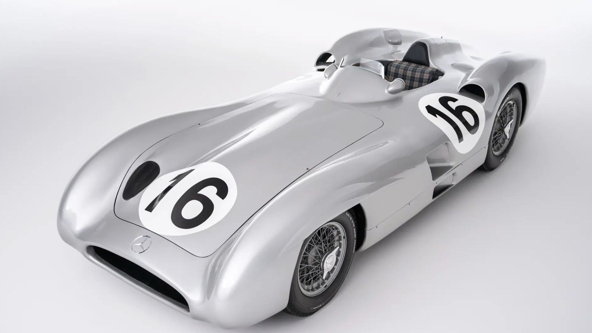 Khám phá chiếc Mercedes-Benz giá 1.500 tỷ đồng