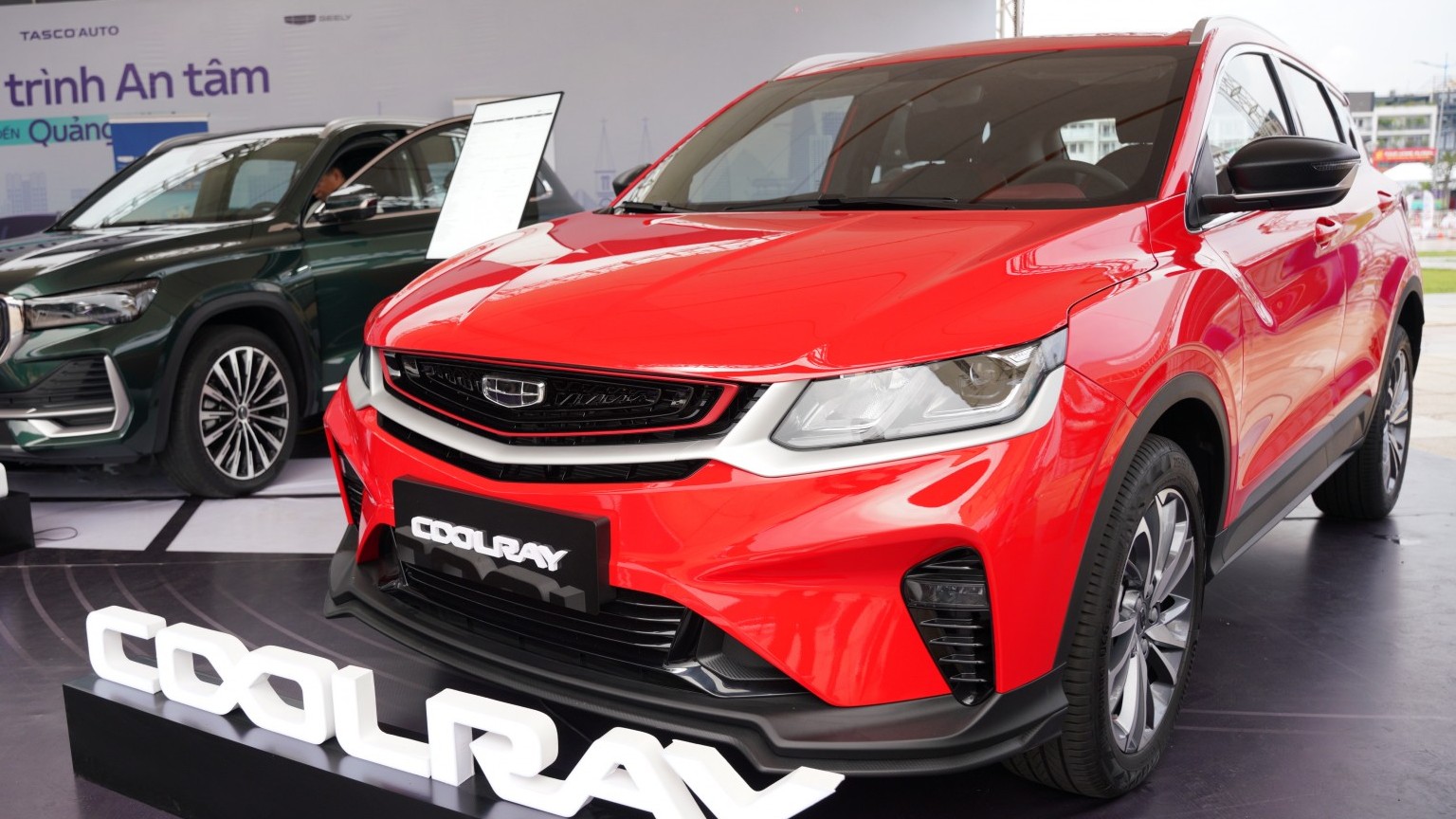 Khách hàng đánh giá Geely Coolray sau khi lái thử