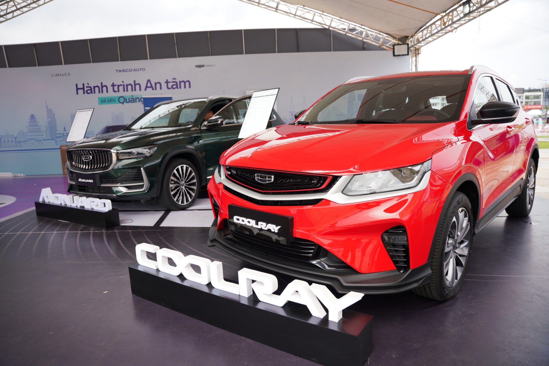 Khách hàng đánh giá Geely Coolray sau khi lái thử