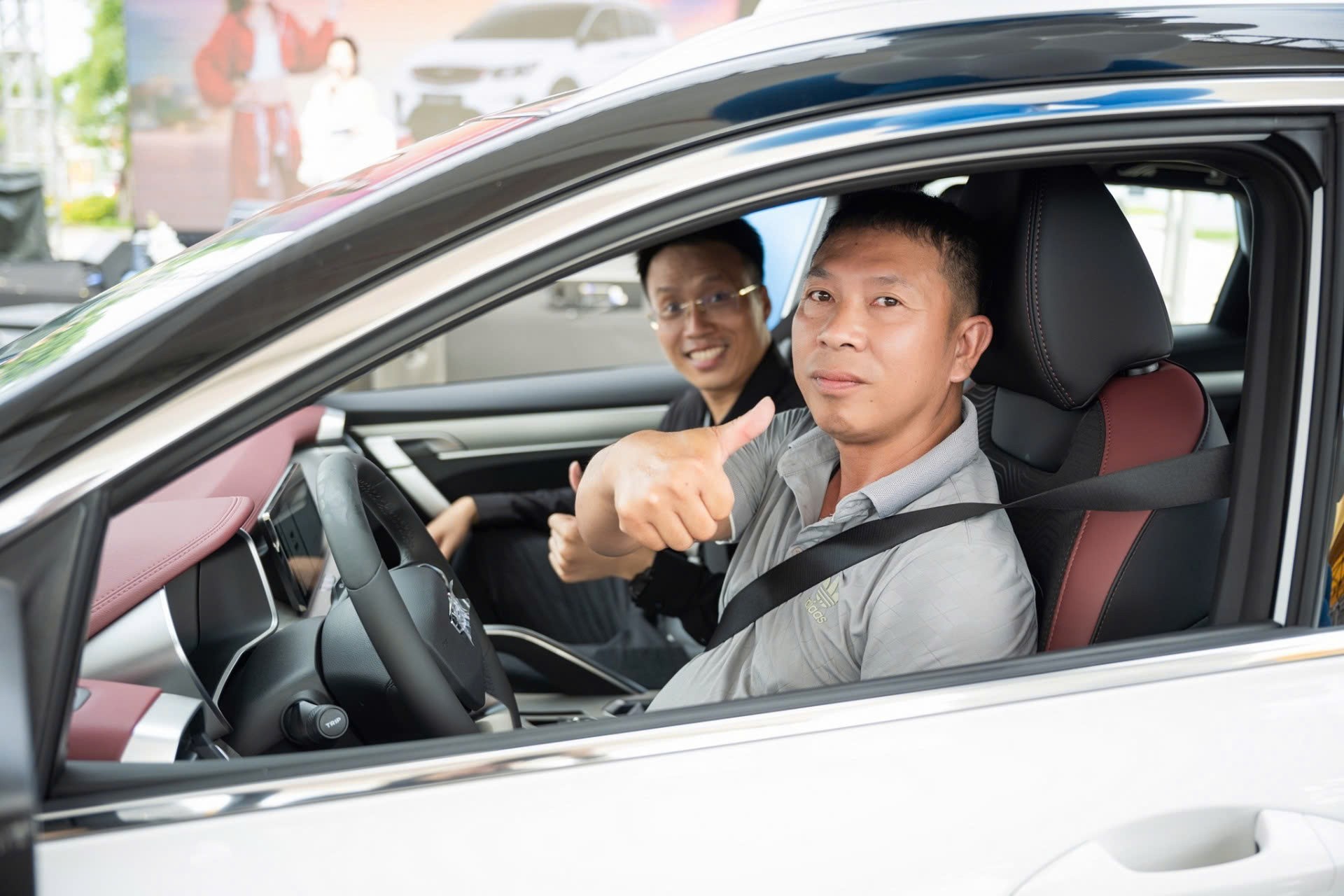 Khách hàng đánh giá Geely Coolray sau khi lái thử