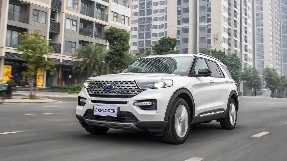 Triệu hồi xe Ford Explorer để khắc phục lỗi camera 360 độ