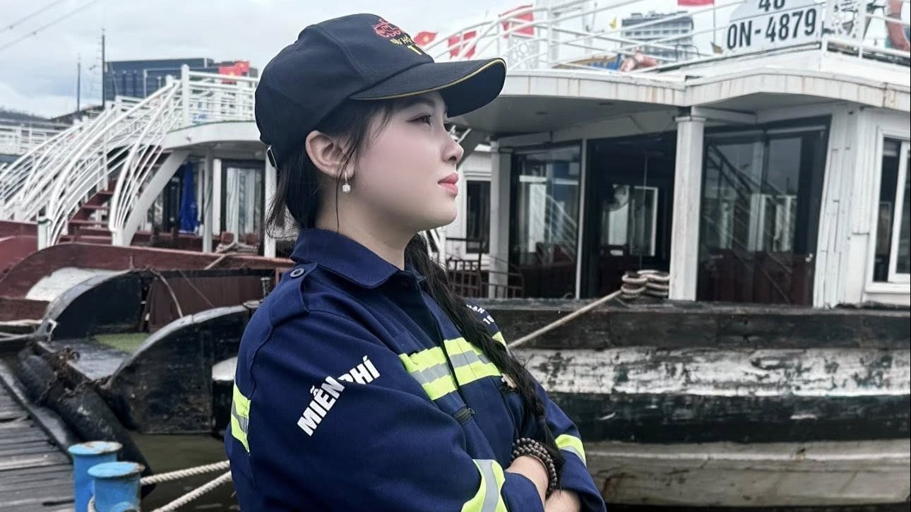 Cô gái xinh đẹp tham gia cứu hộ vụ lật tàu ở Hạ Long: 4 năm băng biển, vượt lũ cứu người