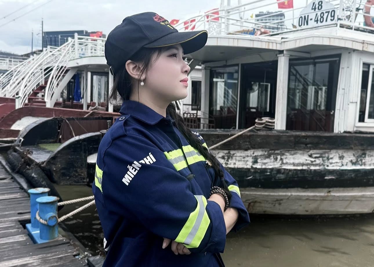 Cô gái xinh đẹp tham gia cứu hộ vụ lật tàu ở Hạ Long: 4 năm băng biển, vượt lũ cứu người