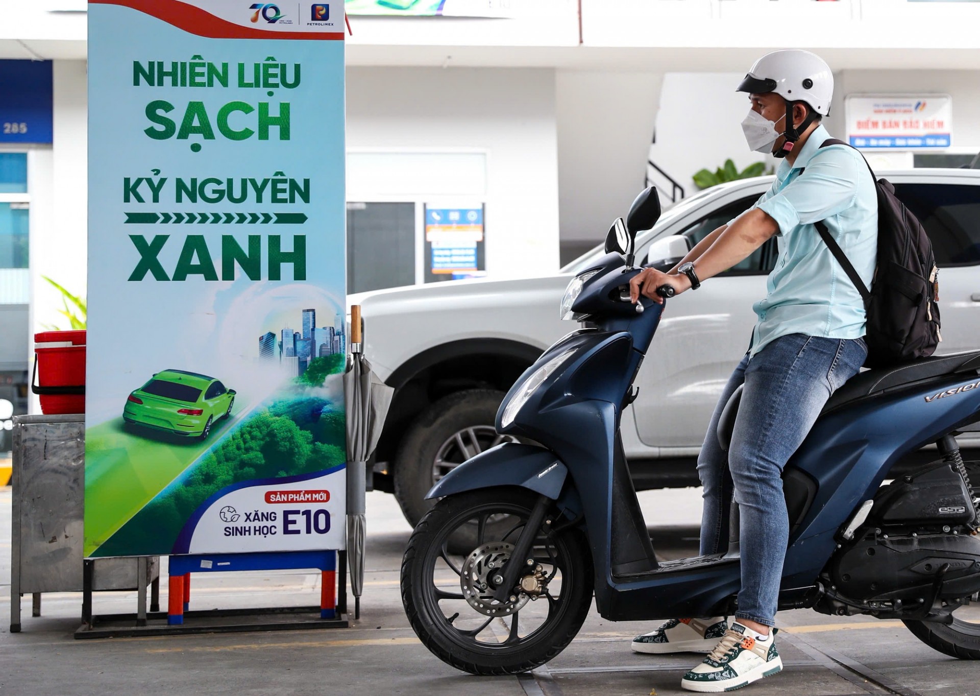 Làm thế nào để biết xe có phù hợp với xăng E10?