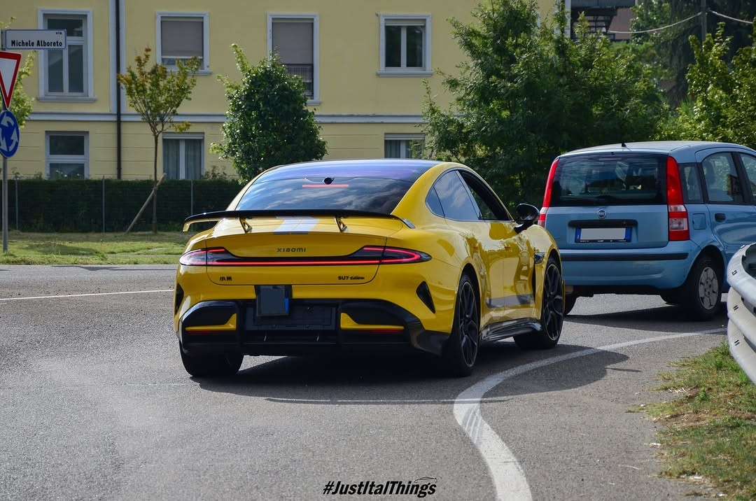Ferrari đang bí mật nghiên cứu Xiaomi SU7 Ultra để phát triển siêu xe điện?