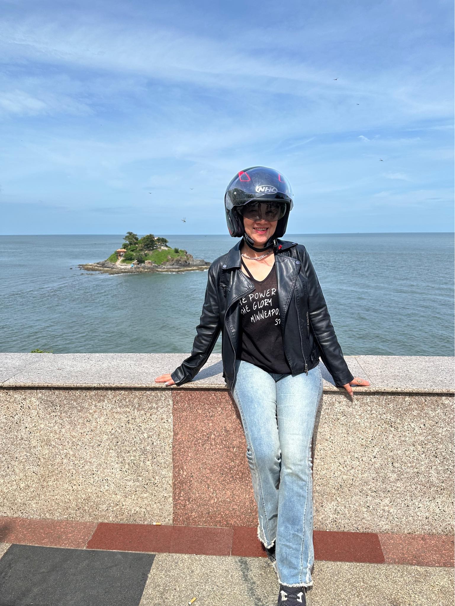 Nữ biker U60 đam mê PKL, một mình một xe ôm cua chinh phục những cung đường khó