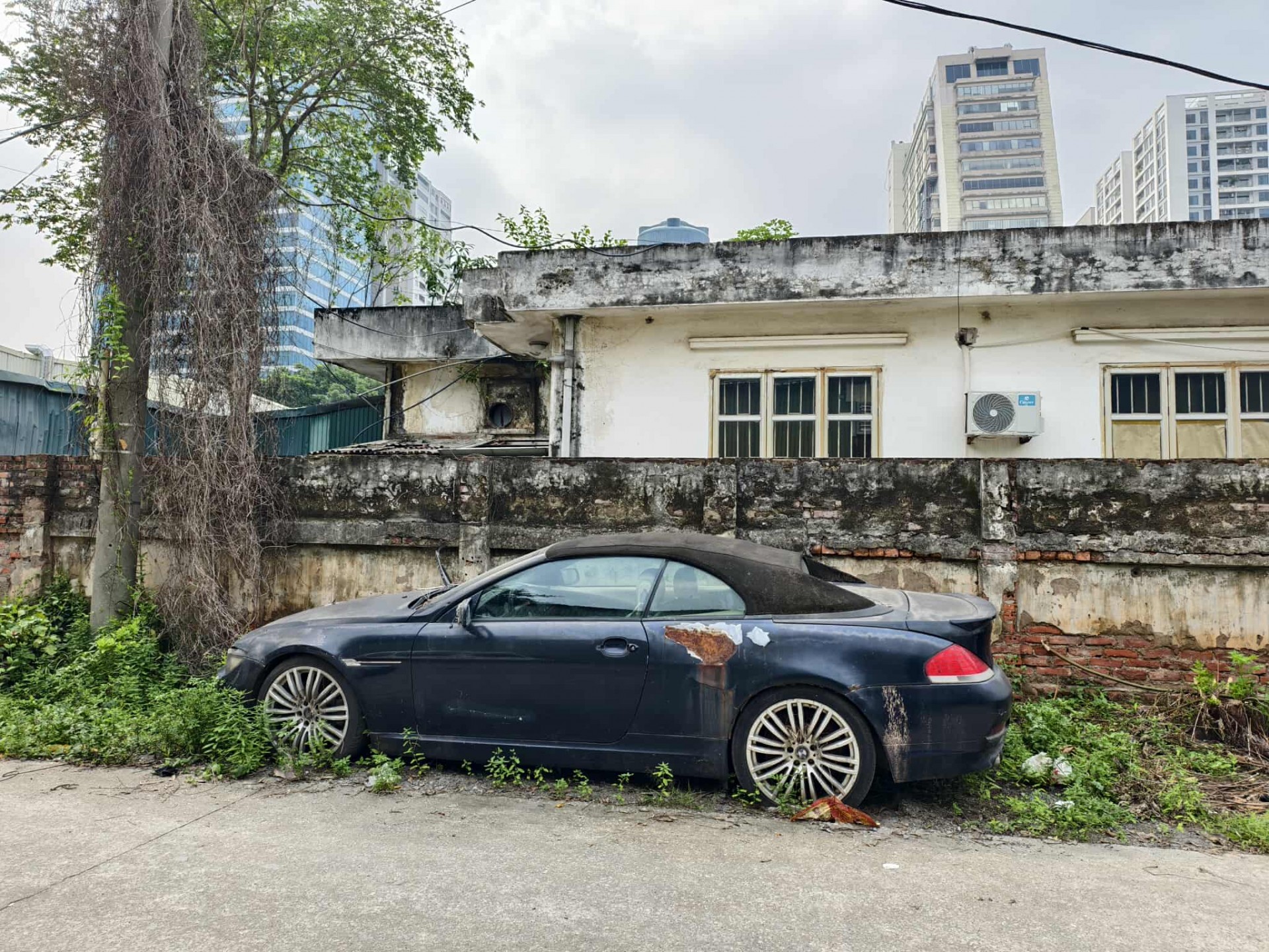 Chủ nhân chiếc BMW Alpina B6 bỏ hoang ở Hà Nội từng là một đại gia ngành thép?