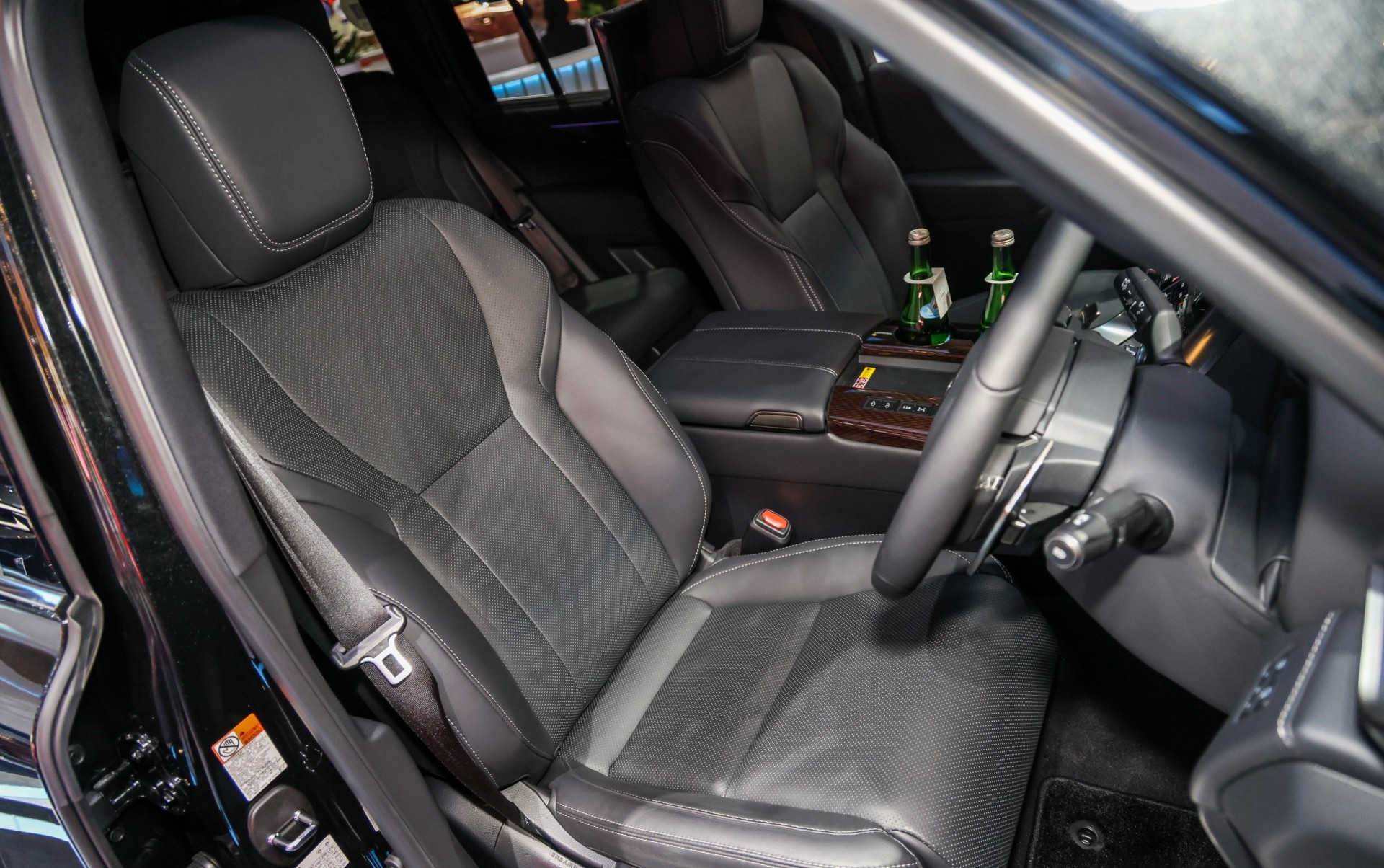 Lexus LX 700h ra mắt ,SUV hạng sang hybrid giá gần 240.000 USD