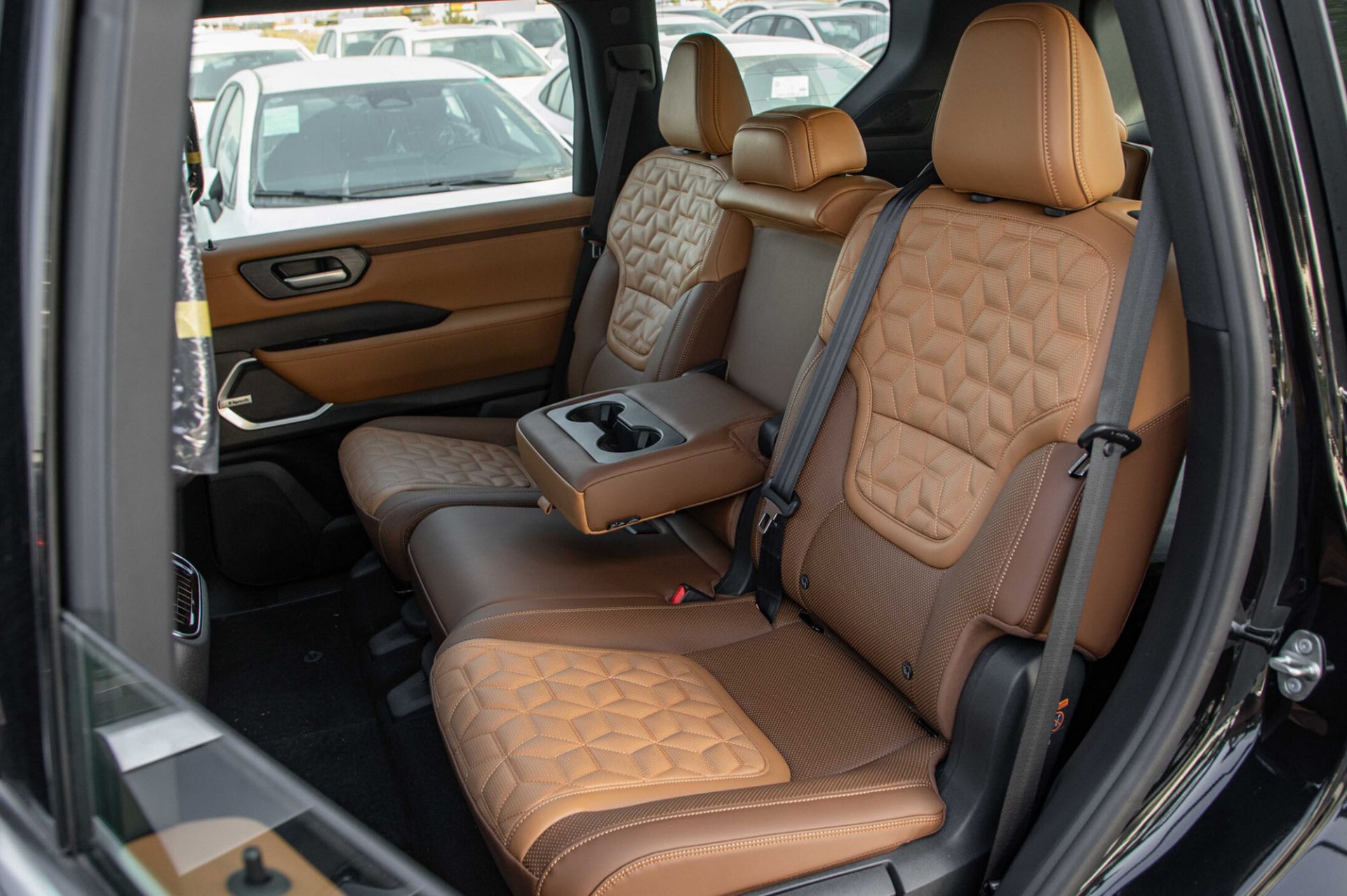 Nissan Patrol 2025 xuất hiện tại Đông Nam Á, chờ ngày về Việt Nam
