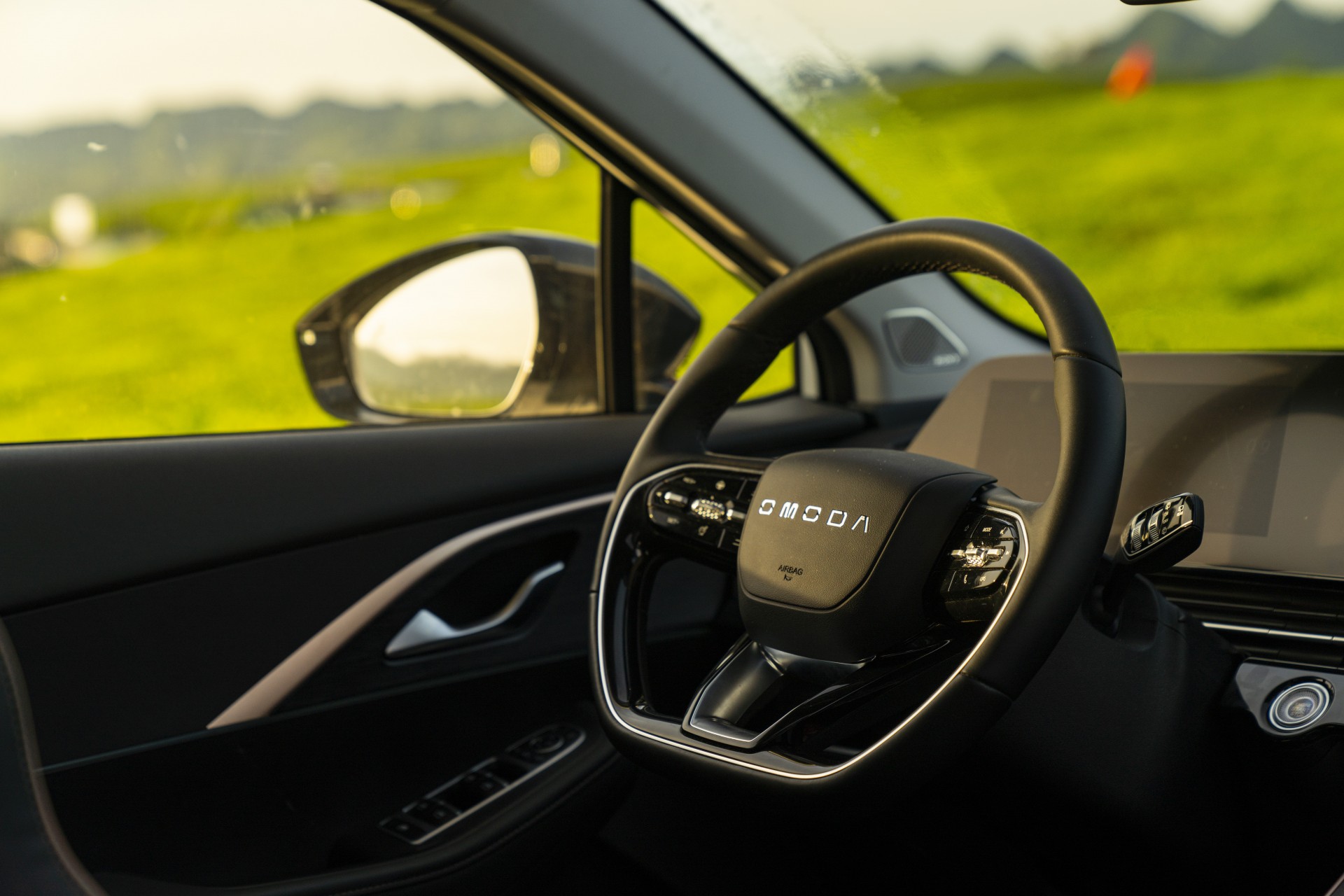 Omoda C5 mở bán