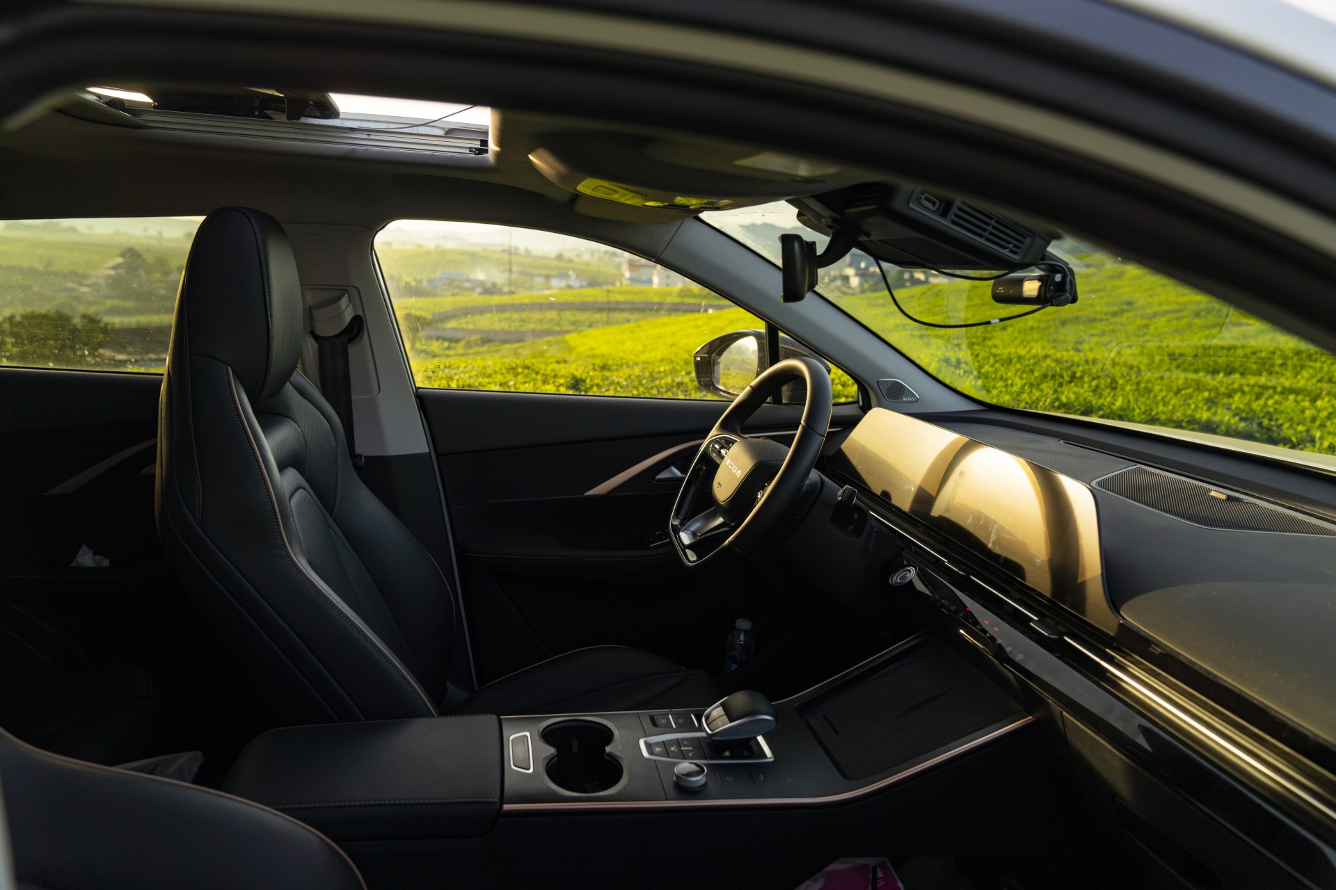 Omoda C5 mở bán