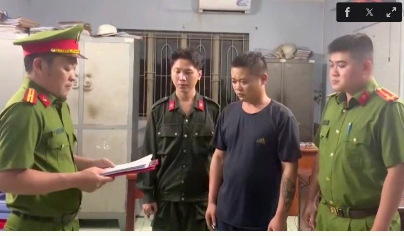 Tài xế 'đánh võng' khi lái container nhằm ép công ty phải sa thải mình