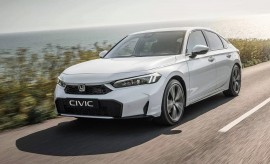 Honda Civic 2026 có đáng để chờ khi giữ nguyên động cơ nhưng nâng nội thất?