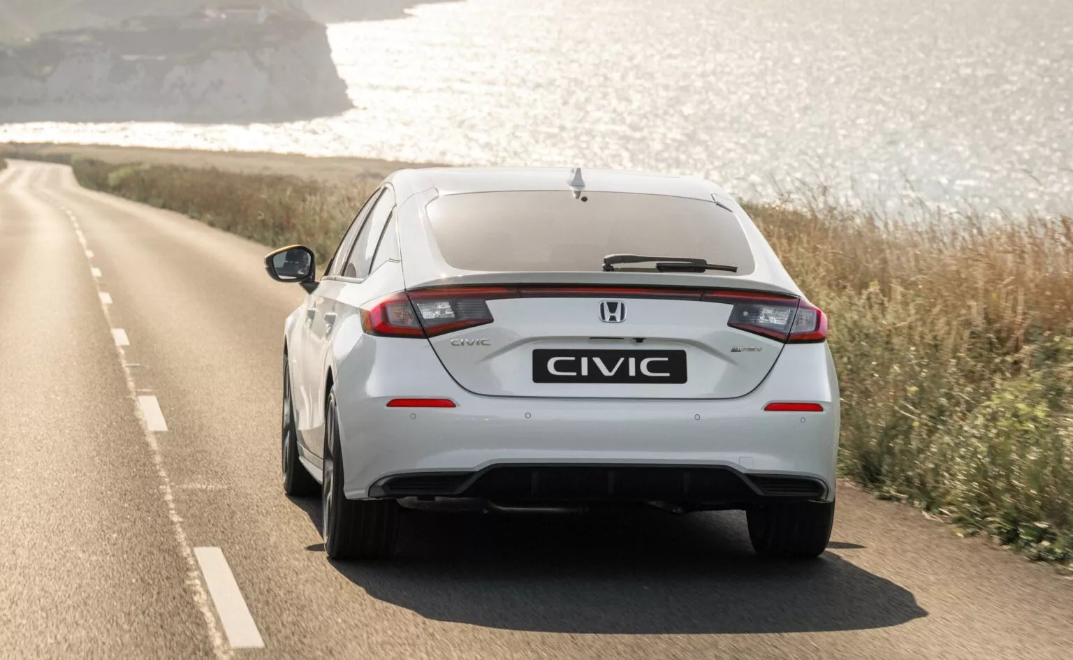 Honda Civic 2026 có đáng để chờ khi giữ nguyên động cơ nhưng nâng nội thất?