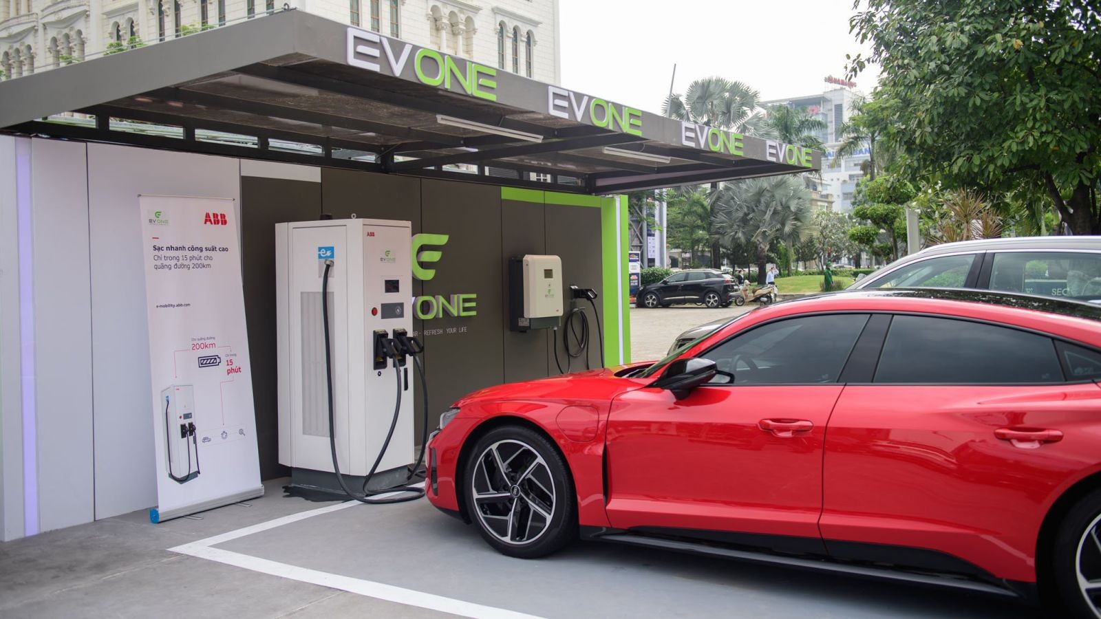 chuẩn hóa hạ tầng trạm sạc xe điện tại Việt Nam