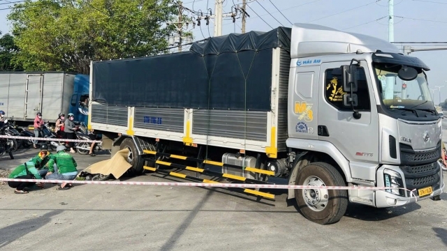 Hai nữ công nhân bị ô tô cán tử vong ở TP HCM