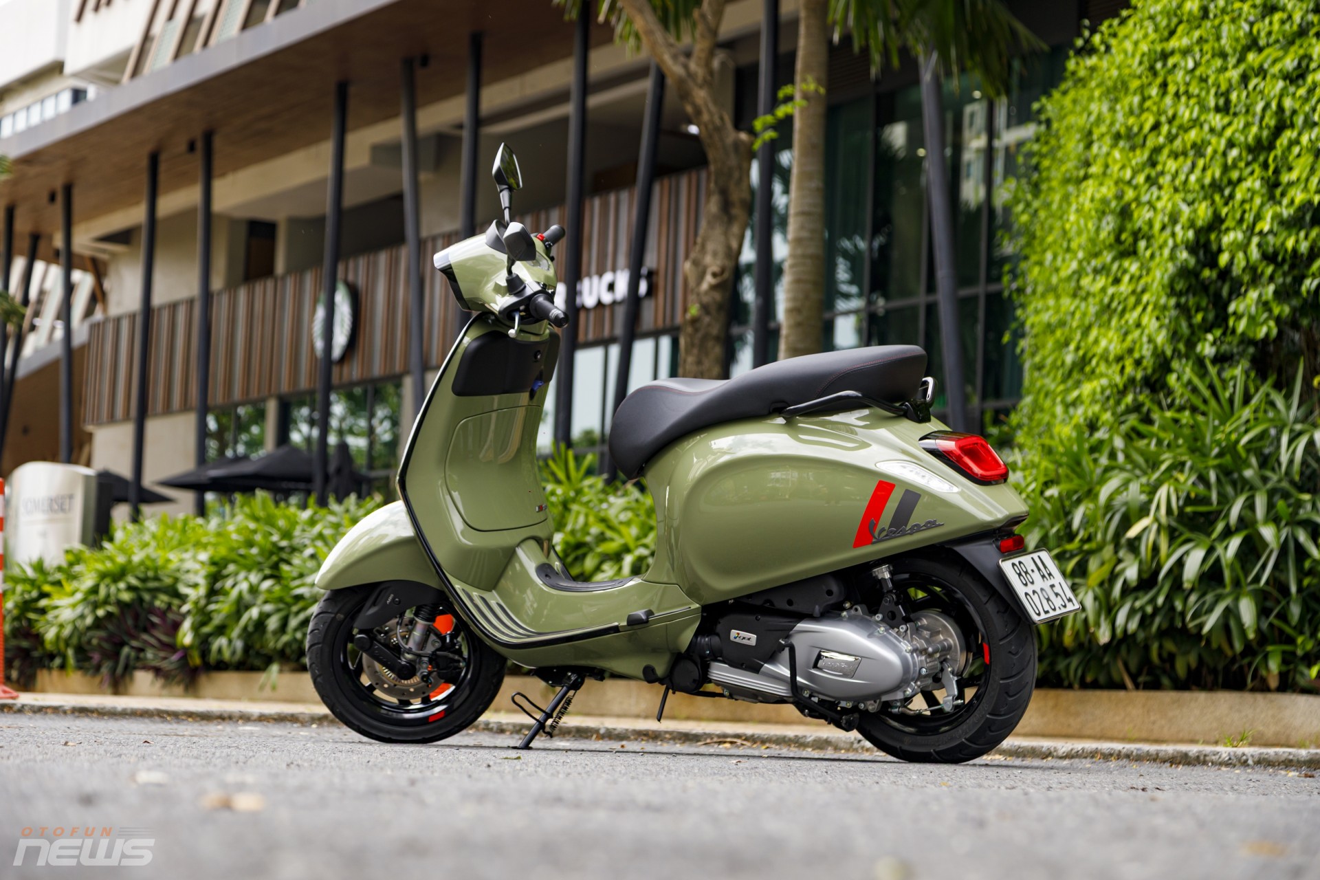 Vespa Sprint 2025: Khi thời trang gặp hiệu năng, chạy rồi mới thấy khác biệt