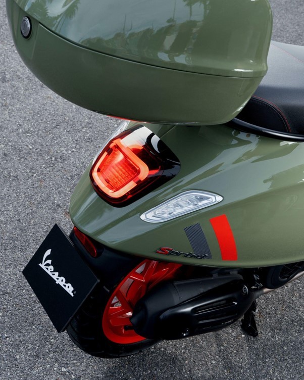 Vespa Sprint 2025: Khi thời trang gặp hiệu năng, chạy rồi mới thấy khác biệt