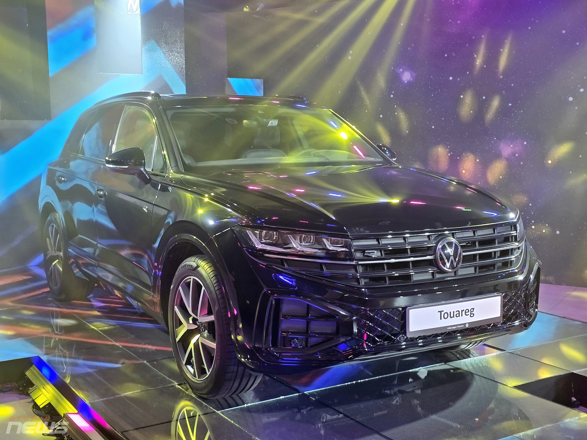 Cận cảnh Volkswagen Touareg 2025 bản nâng cấp, giá từ hơn 3 tỷ đồng