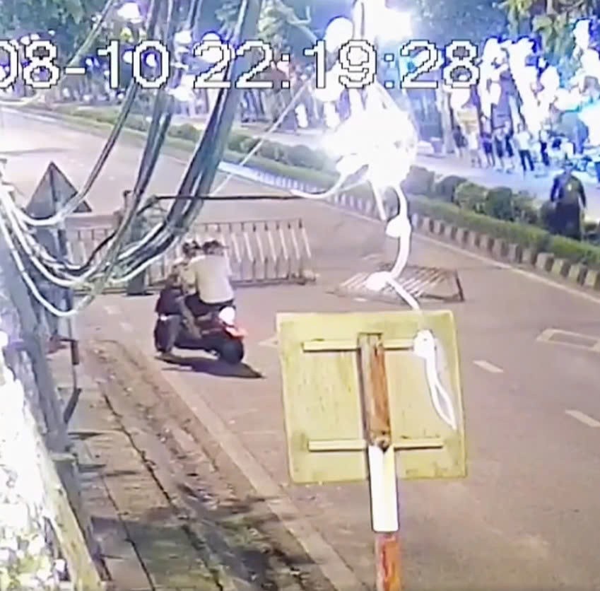 Đánh võng vượt chốt chặn và cái kết hả hê