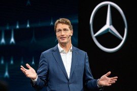 CEO Mercedes-Benz cảnh báo thị trường ô tô Châu Âu có thể "sụp đổ" nếu cấm xe động cơ đốt trong