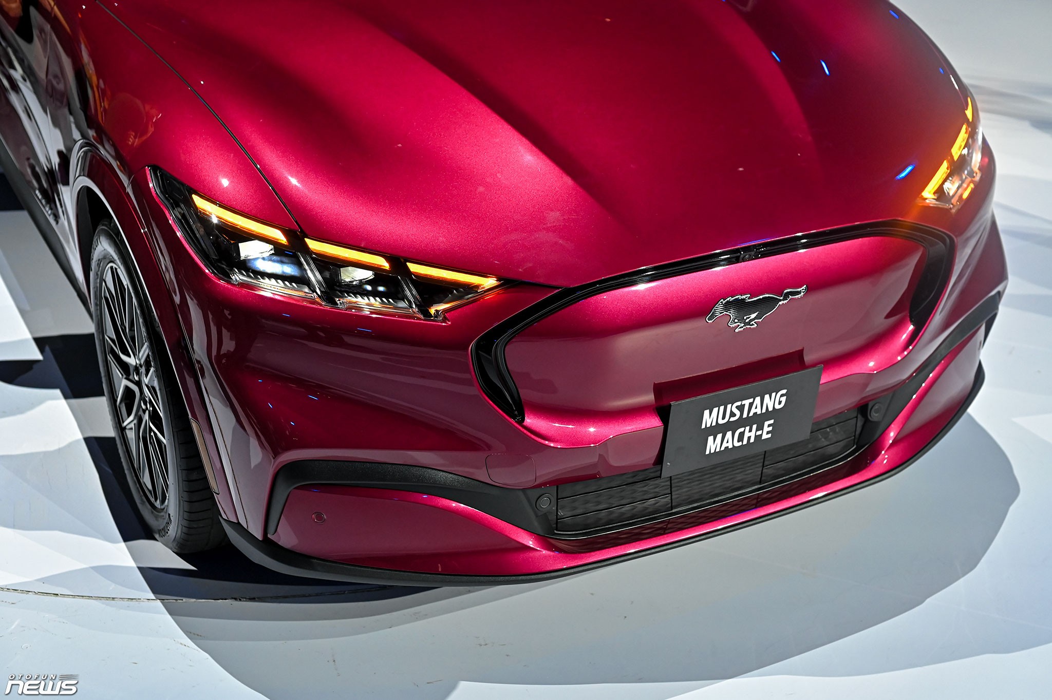 Ford Mustang Mach-E - Di sản của dòng xe cơ bắp Mỹ trong một mẫu xe SUV điện