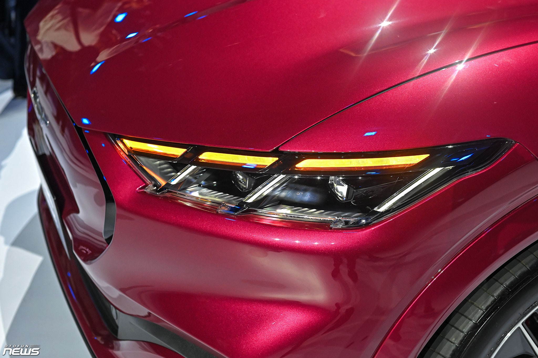 Ford Mustang Mach-E - Di sản của dòng xe cơ bắp Mỹ trong một mẫu xe SUV điện