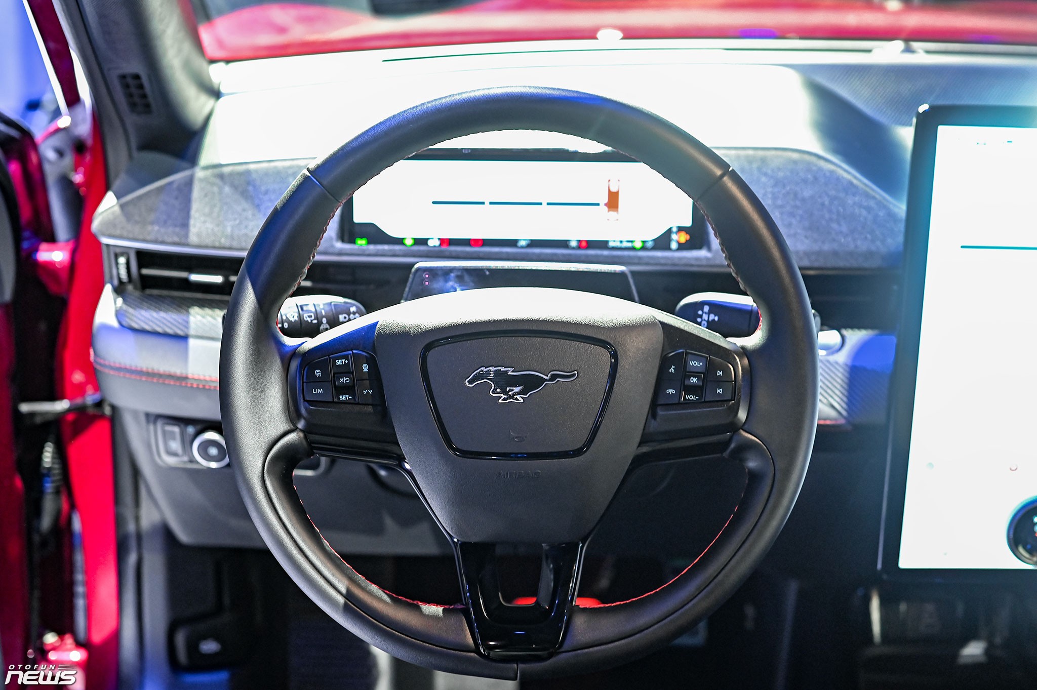 Ford Mustang Mach-E - Di sản của dòng xe cơ bắp Mỹ trong một mẫu xe SUV điện