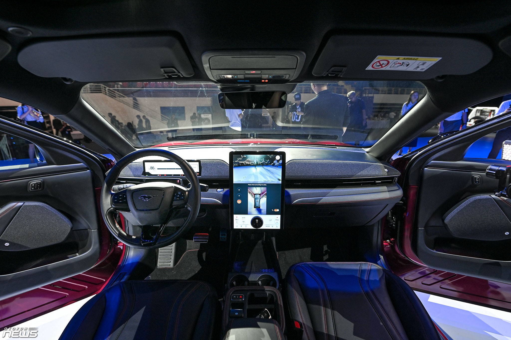 Ford Mustang Mach-E - Di sản của dòng xe cơ bắp Mỹ trong một mẫu xe SUV điện