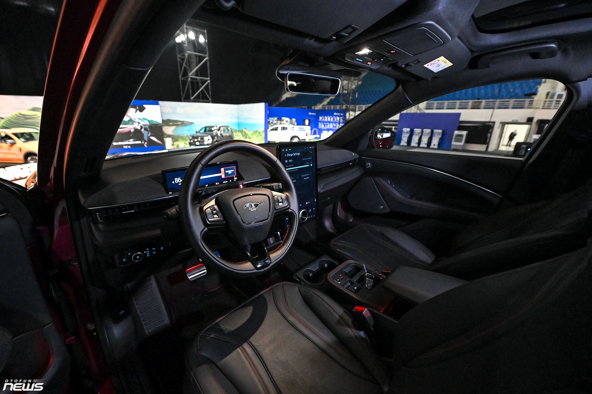 Ford Mustang Mach-E - Di sản của dòng xe cơ bắp Mỹ trong một mẫu xe SUV điện