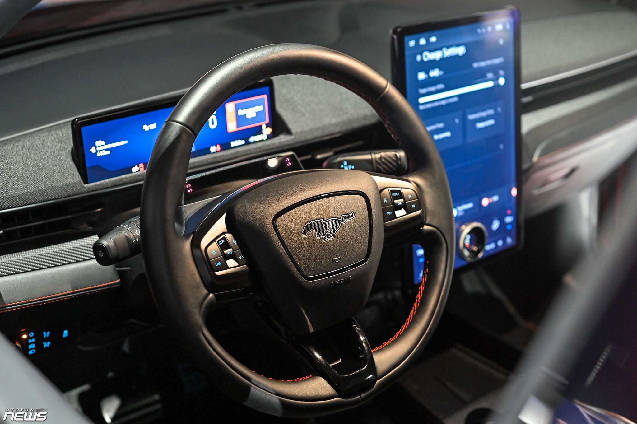 Ford Mustang Mach-E - Di sản của dòng xe cơ bắp Mỹ trong một mẫu xe SUV điện