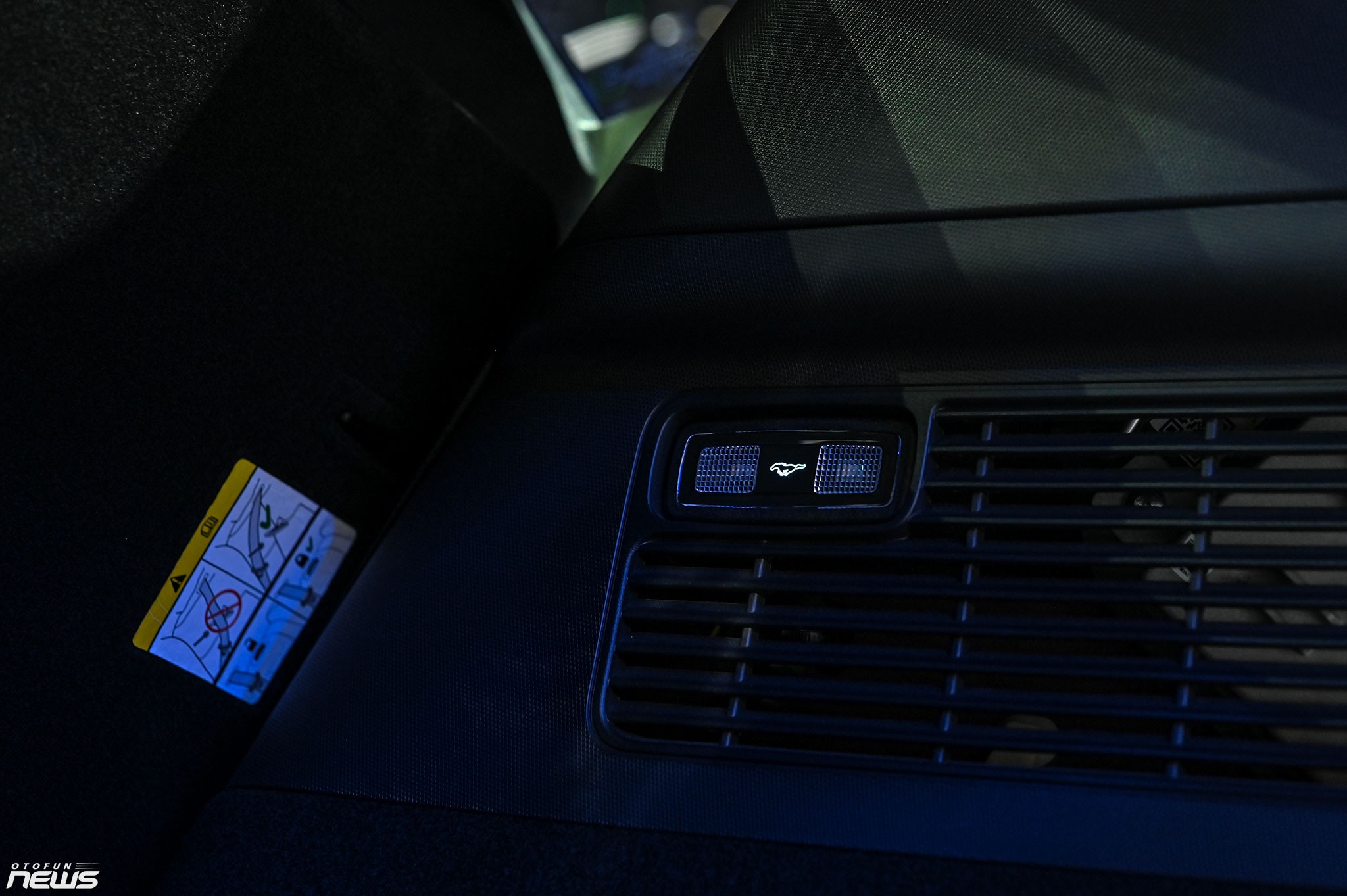 Ford Mustang Mach-E - Di sản của dòng xe cơ bắp Mỹ trong một mẫu xe SUV điện