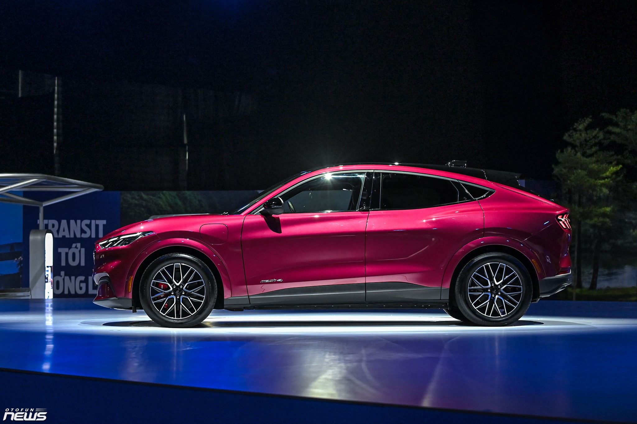 Ford Mustang Mach-E - Di sản của dòng xe cơ bắp Mỹ trong một mẫu xe SUV điện