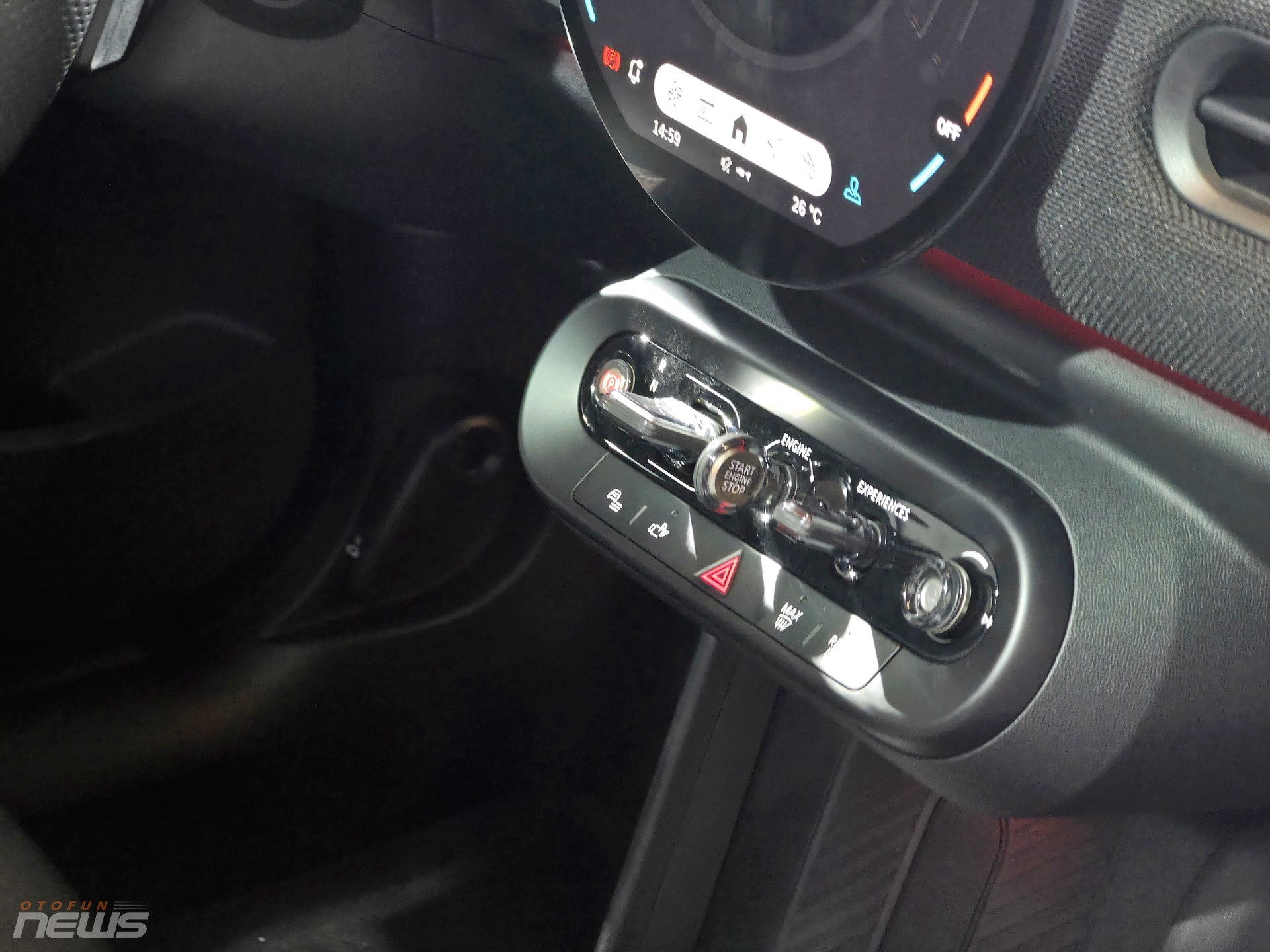 Mini John Cooper Works 3 cửa ra mắt tại Việt Nam, giá từ 2,529 tỷ đồng