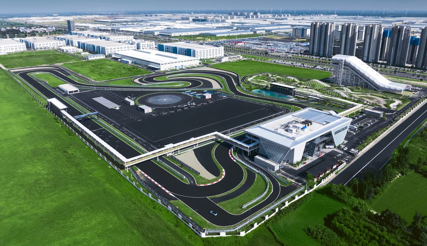 BYD mở cửa hoạt động trường đua địa hình cho xe điện