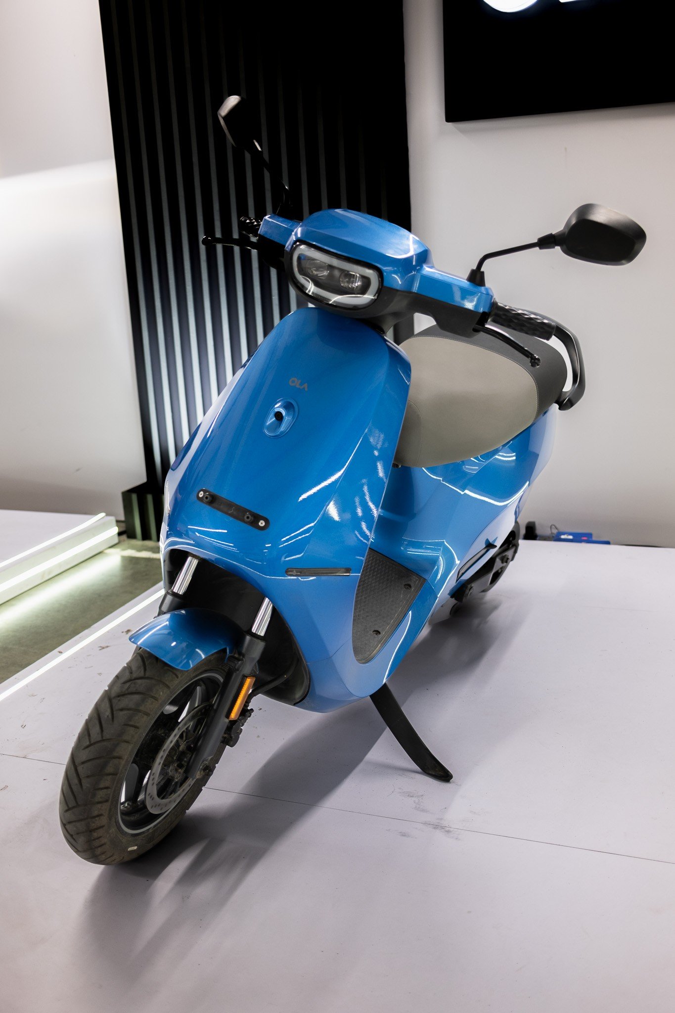 Ola Electric ra mắt S1 Pro Sport, xe máy điện đầu tiên tại Ấn Độ có ADAS