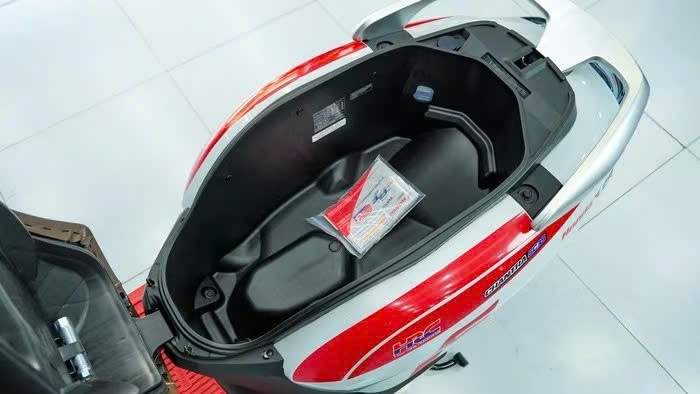 Honda Giorno+ SC35 ThaiGP bản giới hạn đầu tiên về Việt Nam