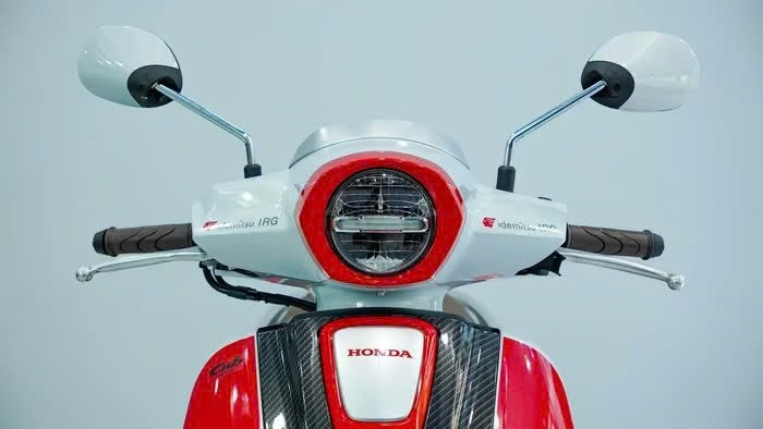 Honda Giorno+ SC35 ThaiGP bản giới hạn đầu tiên về Việt Nam